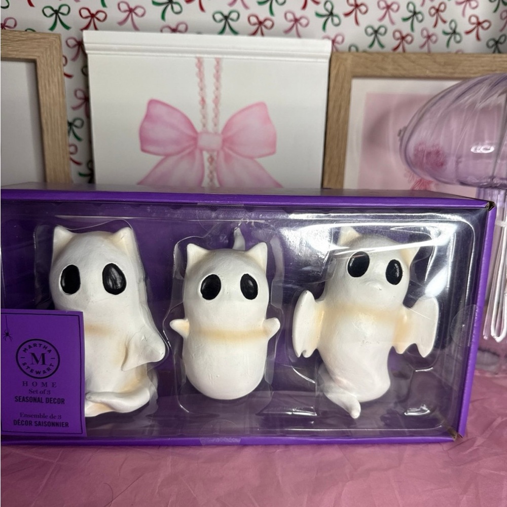 Summerween Halloween Viral Martha Stewart Ghost Cats
